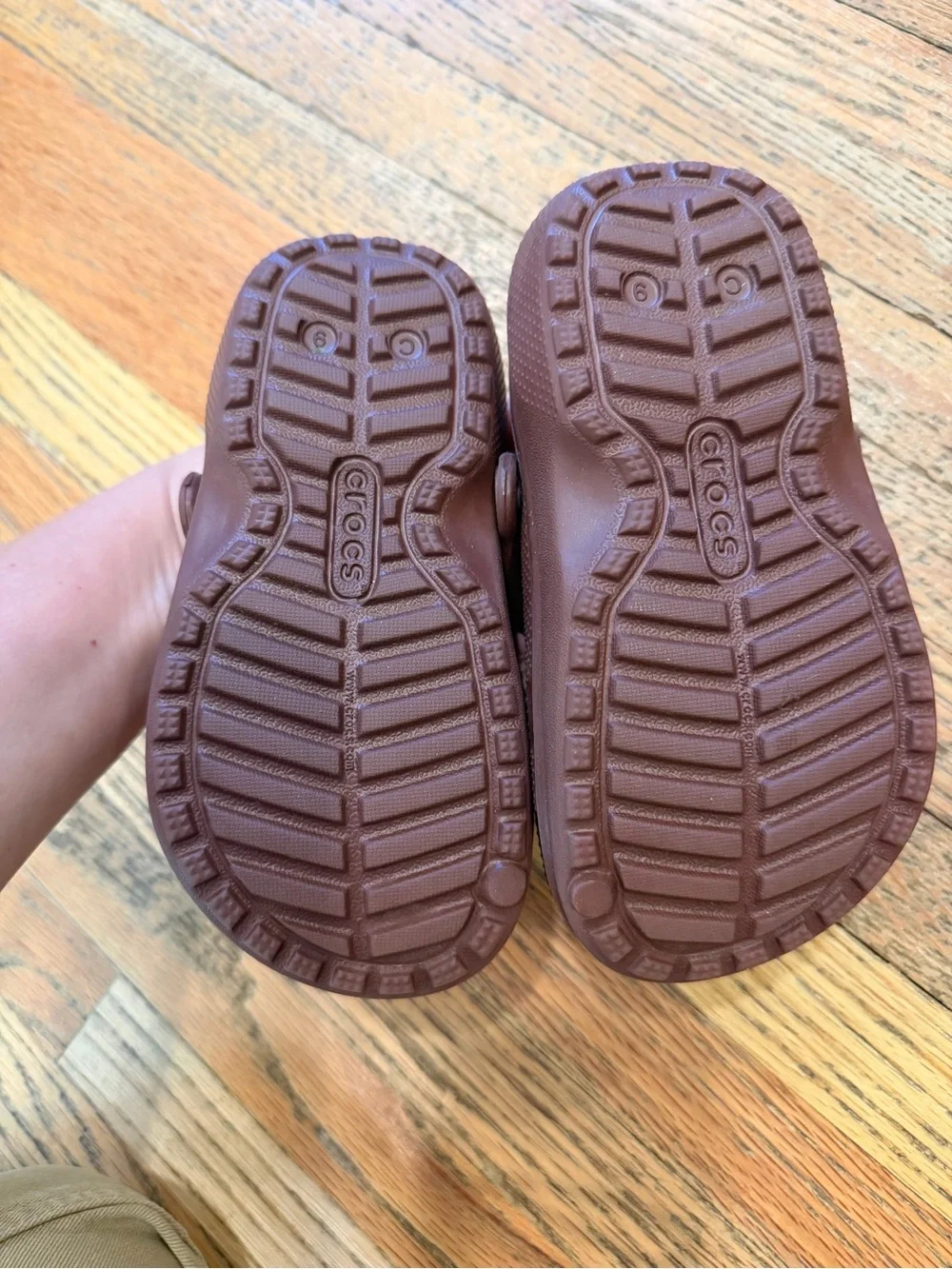 CROCS cute brown